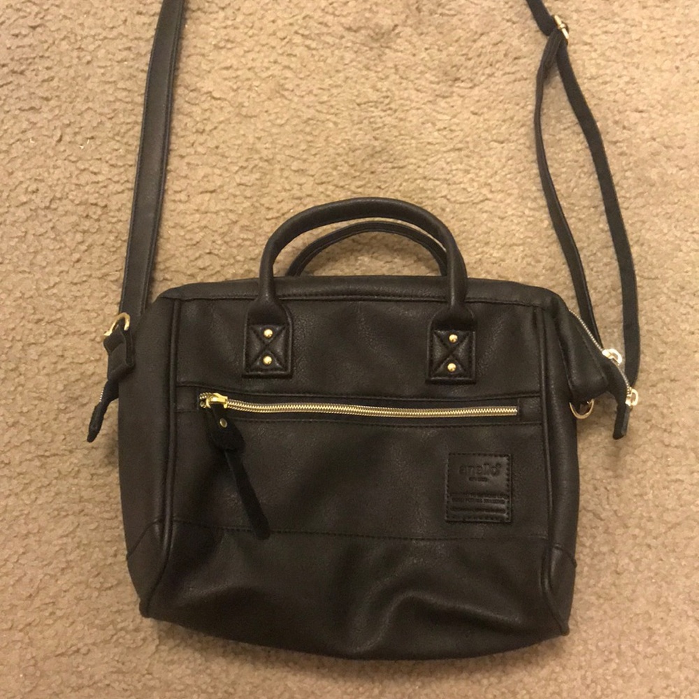 Anello Crossbody in Black